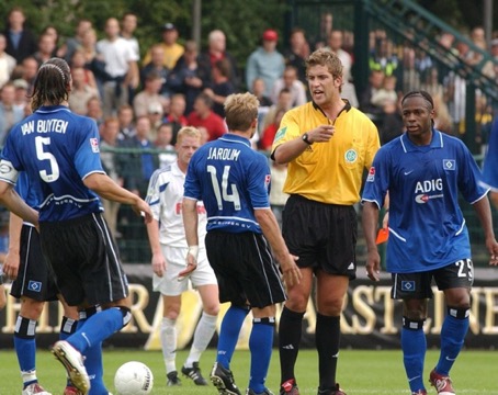 DFB-Pokal Skandalspiel Paderborn Hamburger SV Robert Hoyzer 2004